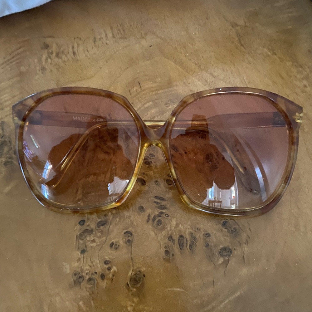 Great vintage shades